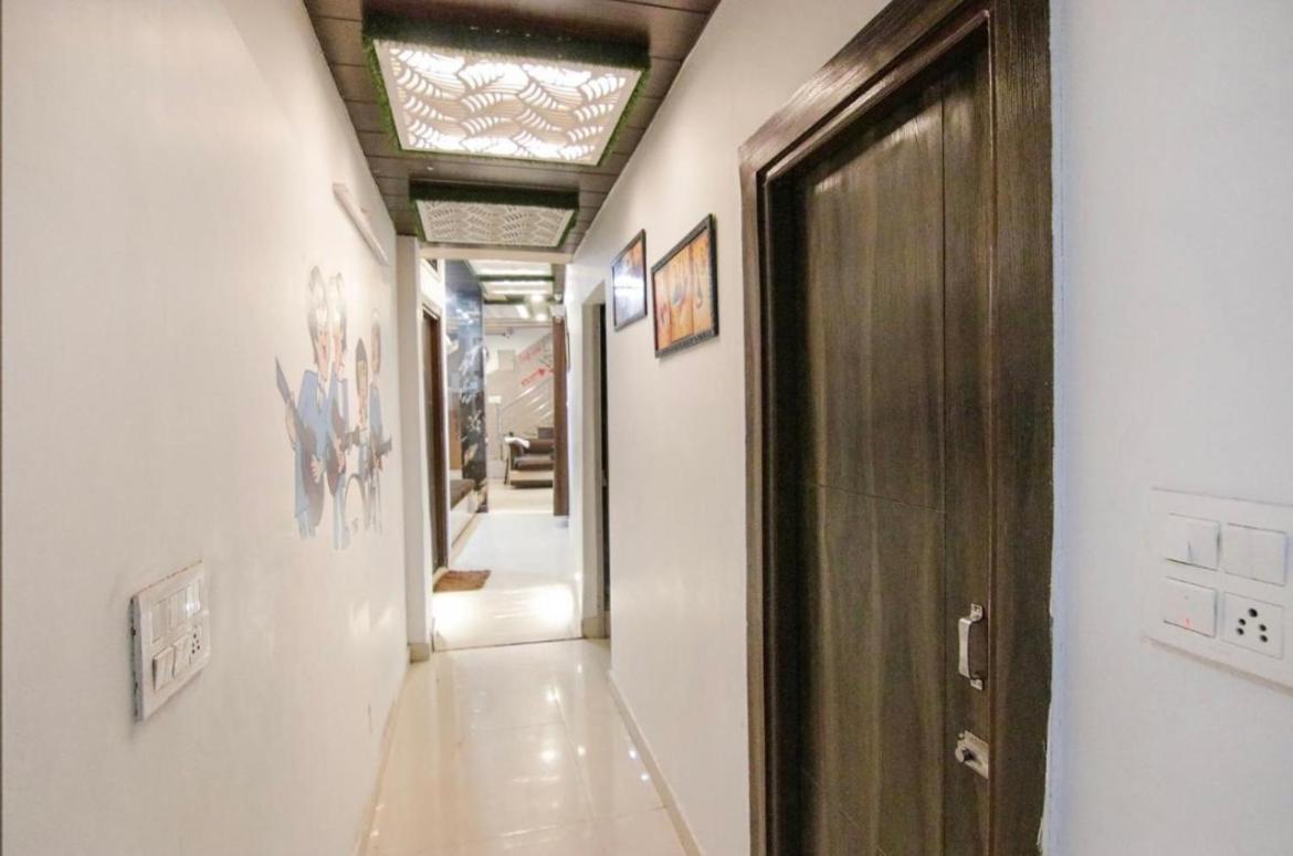 The For You Hotel & Restaurant Rishikesh Bagian luar foto