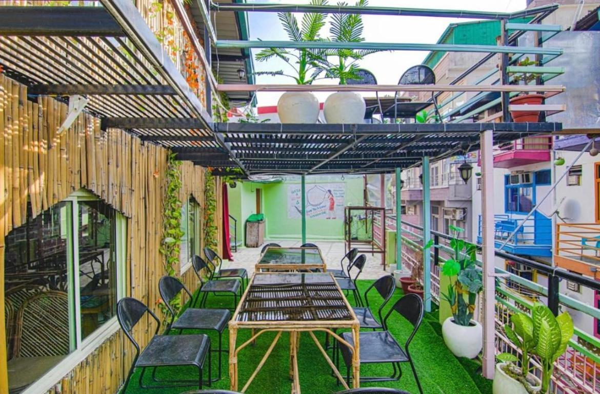 The For You Hotel & Restaurant Rishikesh Bagian luar foto